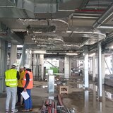 Instalatori, electricieni sau muncitori necalificati in constructii